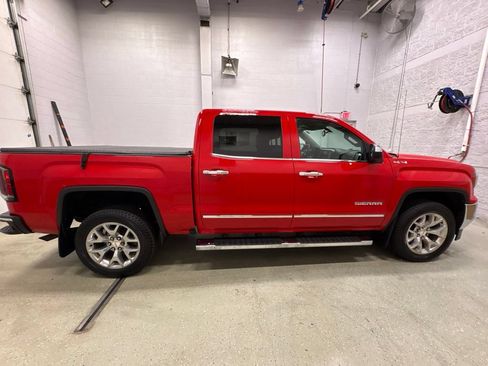 Used 2018 GMC Sierra 1500 SLT w/ SLT Premium Package AWD/4WD image 3