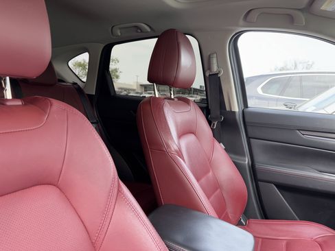 Used 2023 MAZDA CX-5 Carbon Edition image 35
