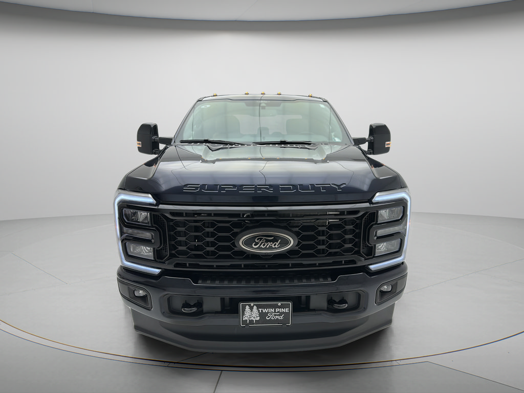 Used 2025 Ford F350 Lariat w/ Black Appearance Package AWD/4WD image 2