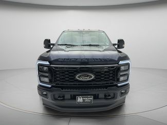 Used 2025 Ford F350 Lariat w/ Black Appearance Package AWD/4WD video 2