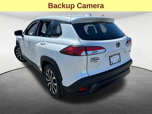 Used 2024 Toyota Corolla Cross AWD Hybrid image 8