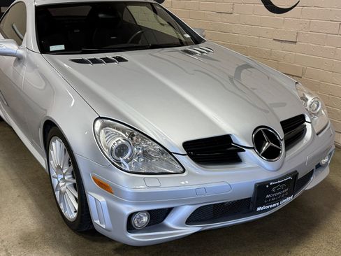 Used 2005 Mercedes-Benz SLK 55 AMG image 16