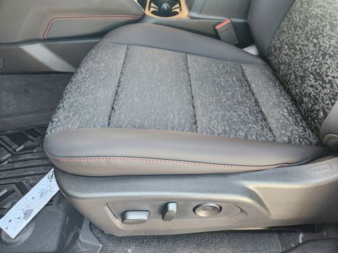 New 2026 Chevrolet Colorado Z71 image 19