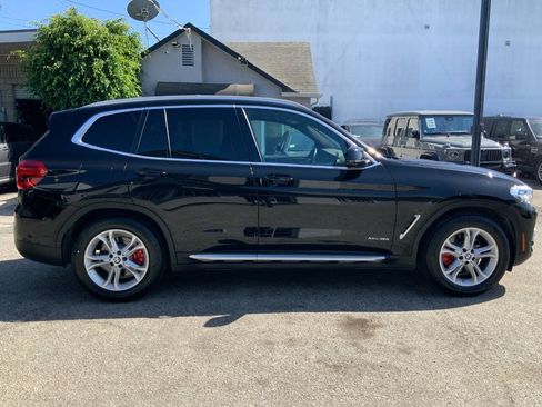 Used 2018 BMW X3 xDrive30i AWD/4WD image 2