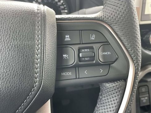 Used 2026 Toyota Tundra SR5 w/ SR5 Premium Package AWD/4WD image 19