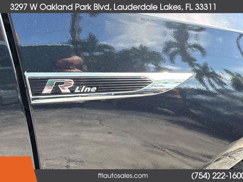 Used 2017 Volkswagen Passat 1.8T R-Line FWD image 13