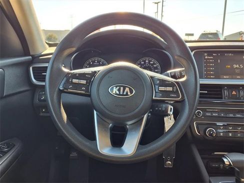 Used 2020 Kia Optima LX image 10