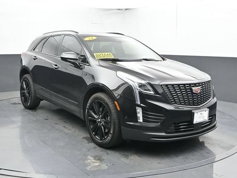 Used 2024 Cadillac XT5 Premium Luxury w/ Technology Package AWD/4WD image 6