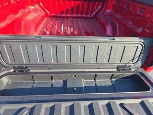 Used 2026 GMC Canyon AT4 image 29