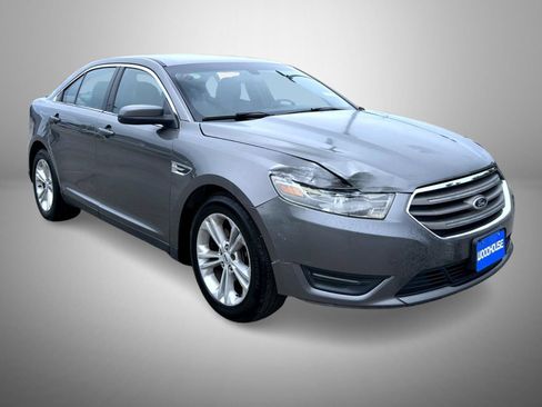 Used 2013 Ford Taurus SEL FWD image 3