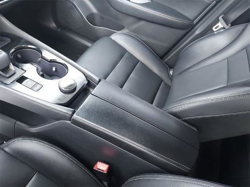 Certified 2022 Nissan Rogue SL w/ SL Premium Package image 27