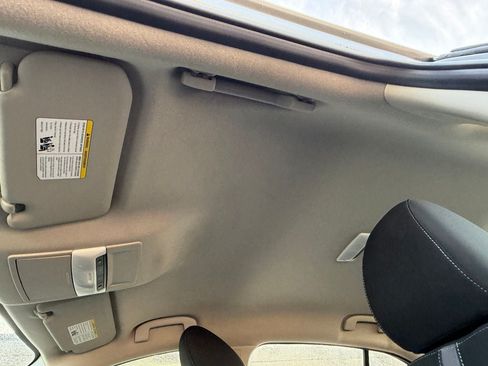Certified 2025 Nissan Sentra SV FWD image 27