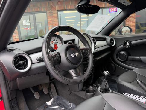 Used 2014 MINI Cooper Coupe image 13