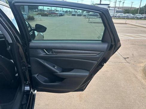 Used 2021 Honda Accord EX-L image 15