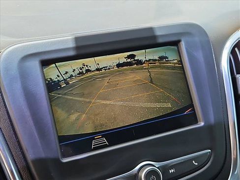 Certified 2019 Chevrolet Equinox LS FWD image 19