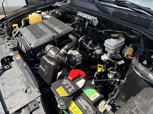 Used 2009 Ford Escape Limited AWD/4WD image 17