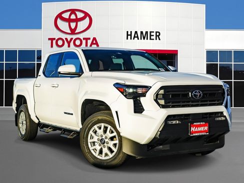New 2026 Toyota Tacoma SR5 image 1