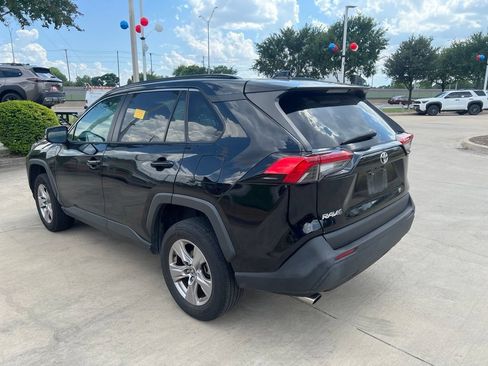 Used 2023 Toyota RAV4 XLE FWD image 8