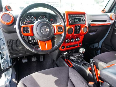 Used 2014 Jeep Wrangler Unlimited Sport w/ Quick Order Package 23S AWD/4WD image 19