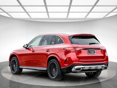 New 2026 Mercedes-Benz GLC 300 4MATIC image 2