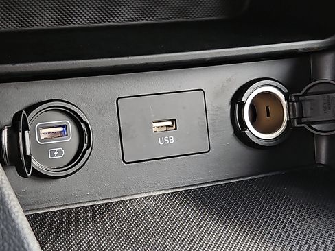 Used 2023 Hyundai Kona SE w/ Cargo Package image 21