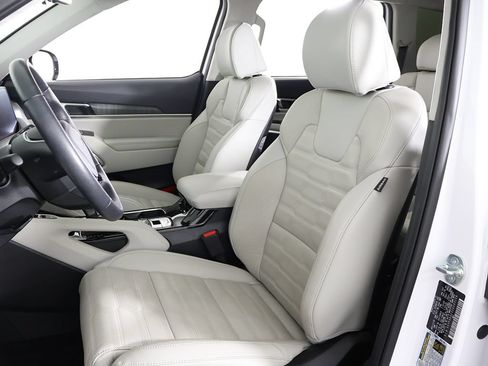 Certified 2025 Kia Telluride SX Prestige AWD/4WD image 37