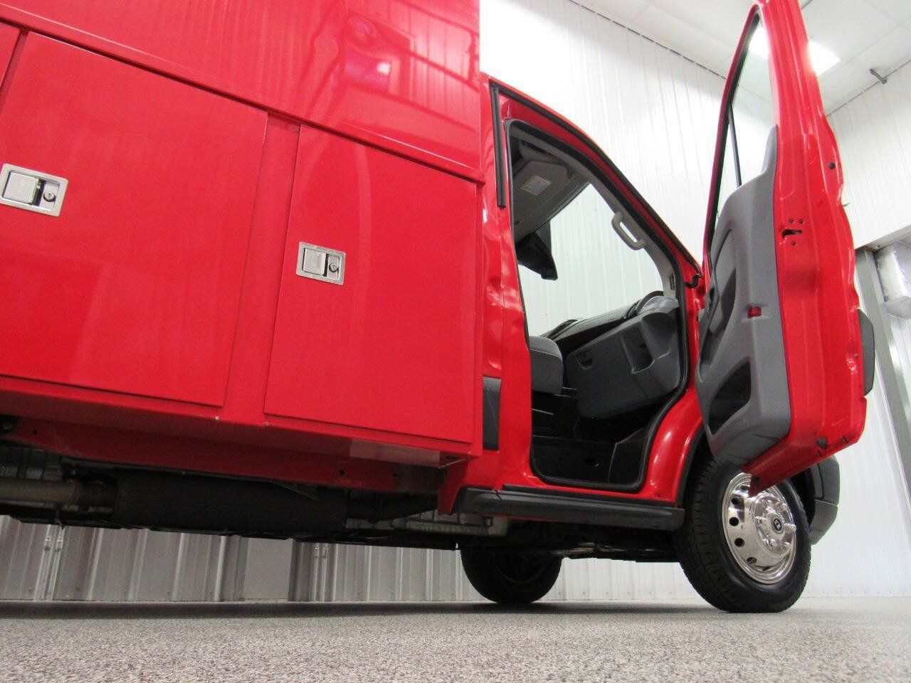 Used 2018 Ford Transit 350 138 DRW w/ Interior Upgrade Package RWD image 34