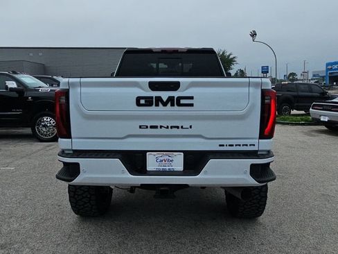 Used 2026 GMC Sierra 2500 Denali Ultimate AWD/4WD image 7