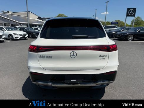 Certified 2023 Mercedes-Benz EQS 580 4MATIC SUV image 7