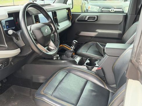 Used 2022 Ford Bronco Badlands image 17