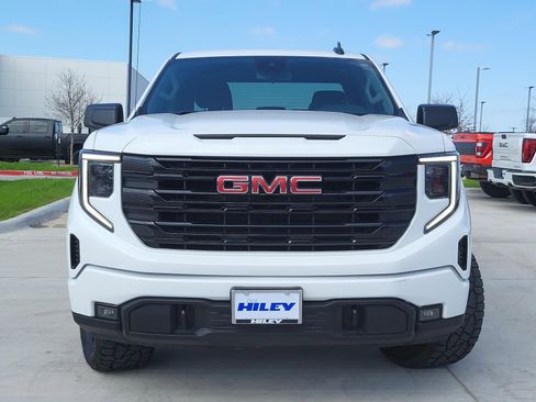 Used 2024 GMC Sierra 1500 Elevation w/ X31 Off-Road Package image 2