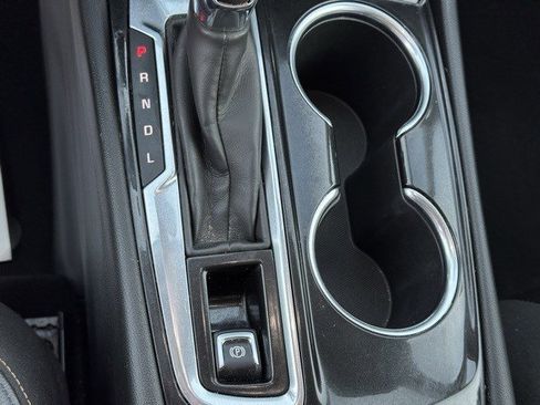 Used 2022 Chevrolet Equinox Premier image 25