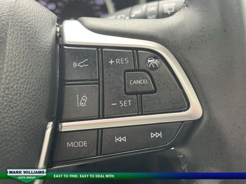 Used 2023 Toyota Highlander XSE image 15