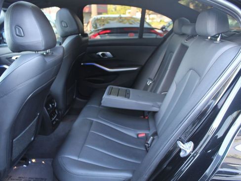 Used 2020 BMW M340i RWD image 30