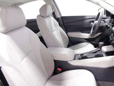 Certified 2023 Honda Accord EX image 14