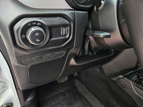 New 2026 Jeep Gladiator Sport AWD/4WD image 14