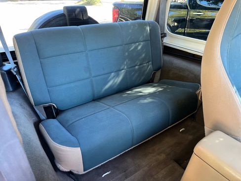 Used 1999 Jeep Wrangler Sahara image 28