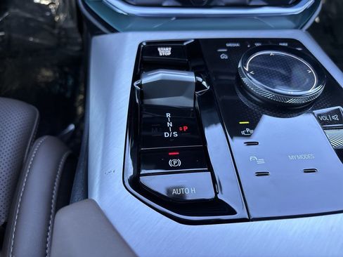 Used 2025 BMW X3 xDrive30i w/ M Sport Package image 26