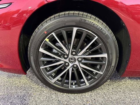 New 2025 Lexus ES 350 w/ Premium Package image 10