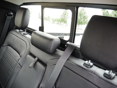 Used 2025 Ford Ranger Lariat w/ FX4 Off-Road Package AWD/4WD image 17