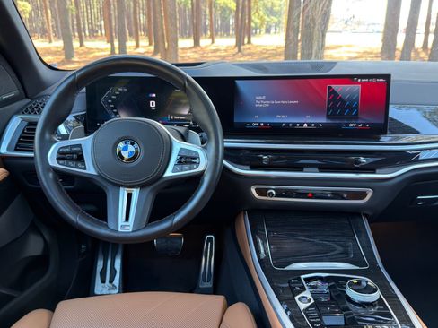 Certified 2025 BMW X5 M60i image 3