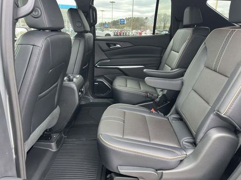 New 2026 Chevrolet Traverse High Country w/ LPO, Floor Liner Package image 10
