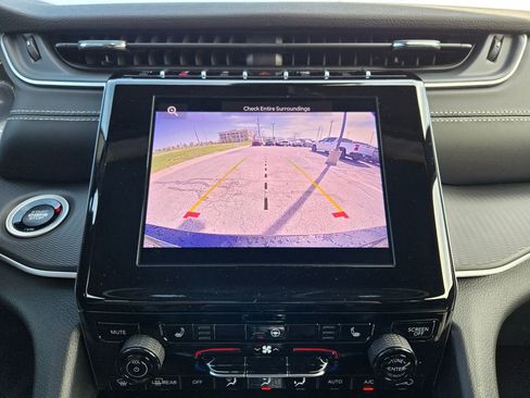 New 2026 Jeep Grand Cherokee L Laredo AWD/4WD image 21