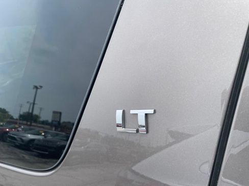 Used 2014 Chevrolet Tahoe LT w/ Luxury Package AWD/4WD image 7