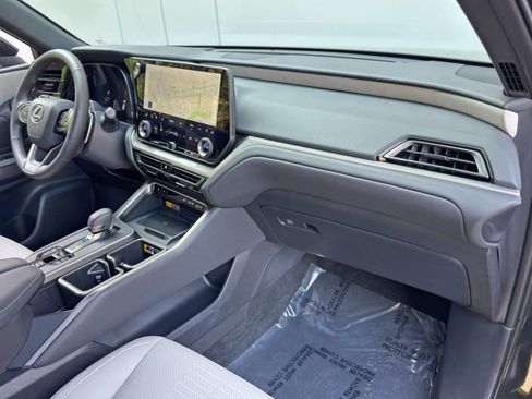Used 2025 Lexus TX 350 AWD w/ Technology Package image 15
