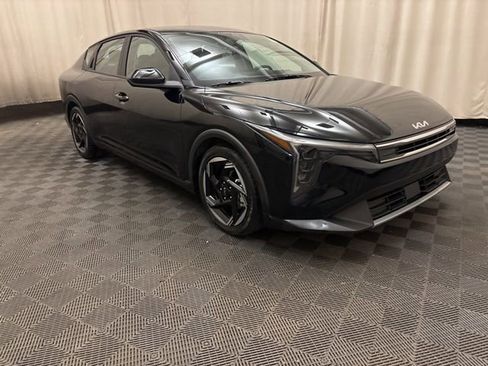Certified 2025 Kia K4 EX image 3