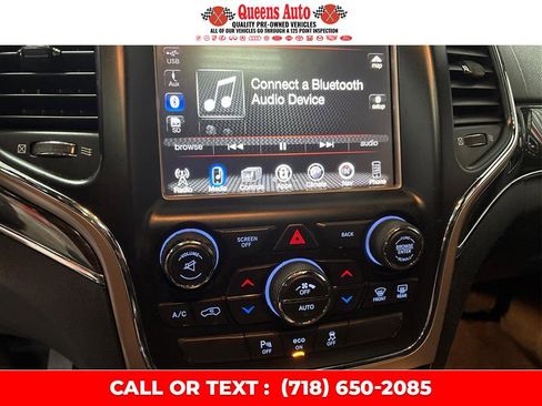 Used 2015 Jeep Grand Cherokee Overland image 41