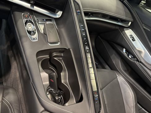 Used 2024 Chevrolet Corvette Stingray Convertible w/ Z51 Performance Package image 23