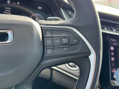 New 2026 Jeep Grand Cherokee Laredo X AWD/4WD image 13
