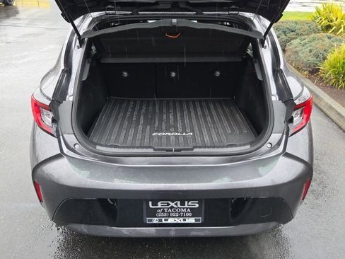 Used 2025 Toyota Corolla SE image 16